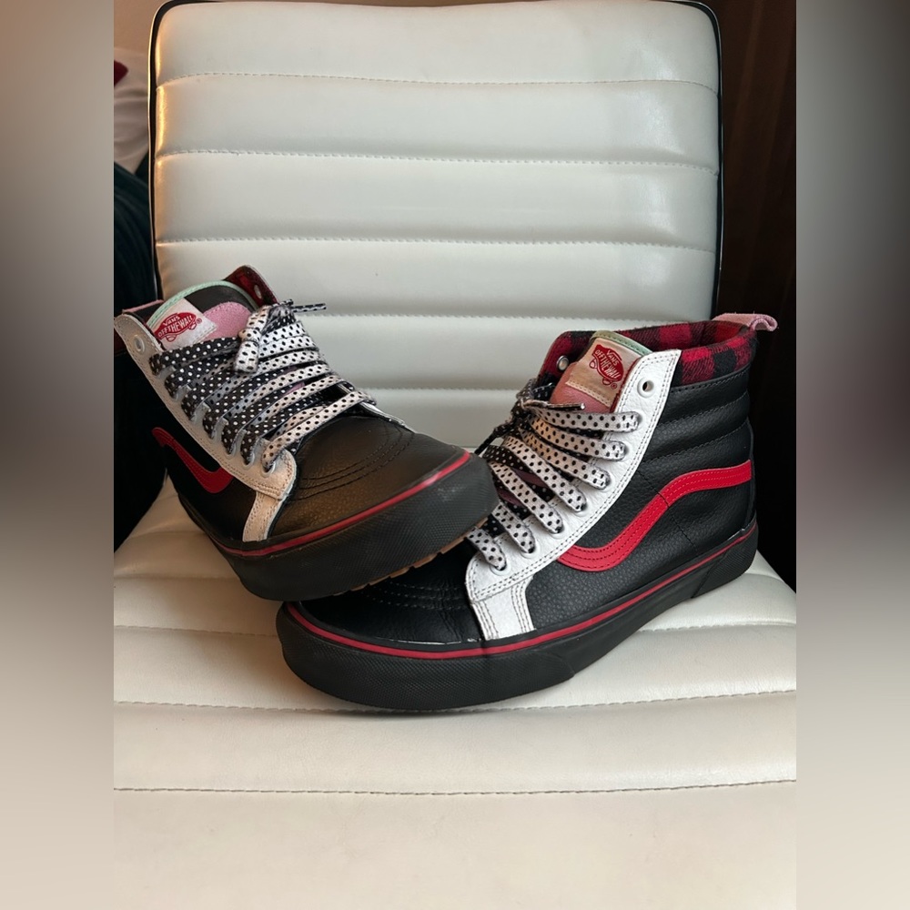 Custom Vans Sk8-Hi MTE Sneakers
